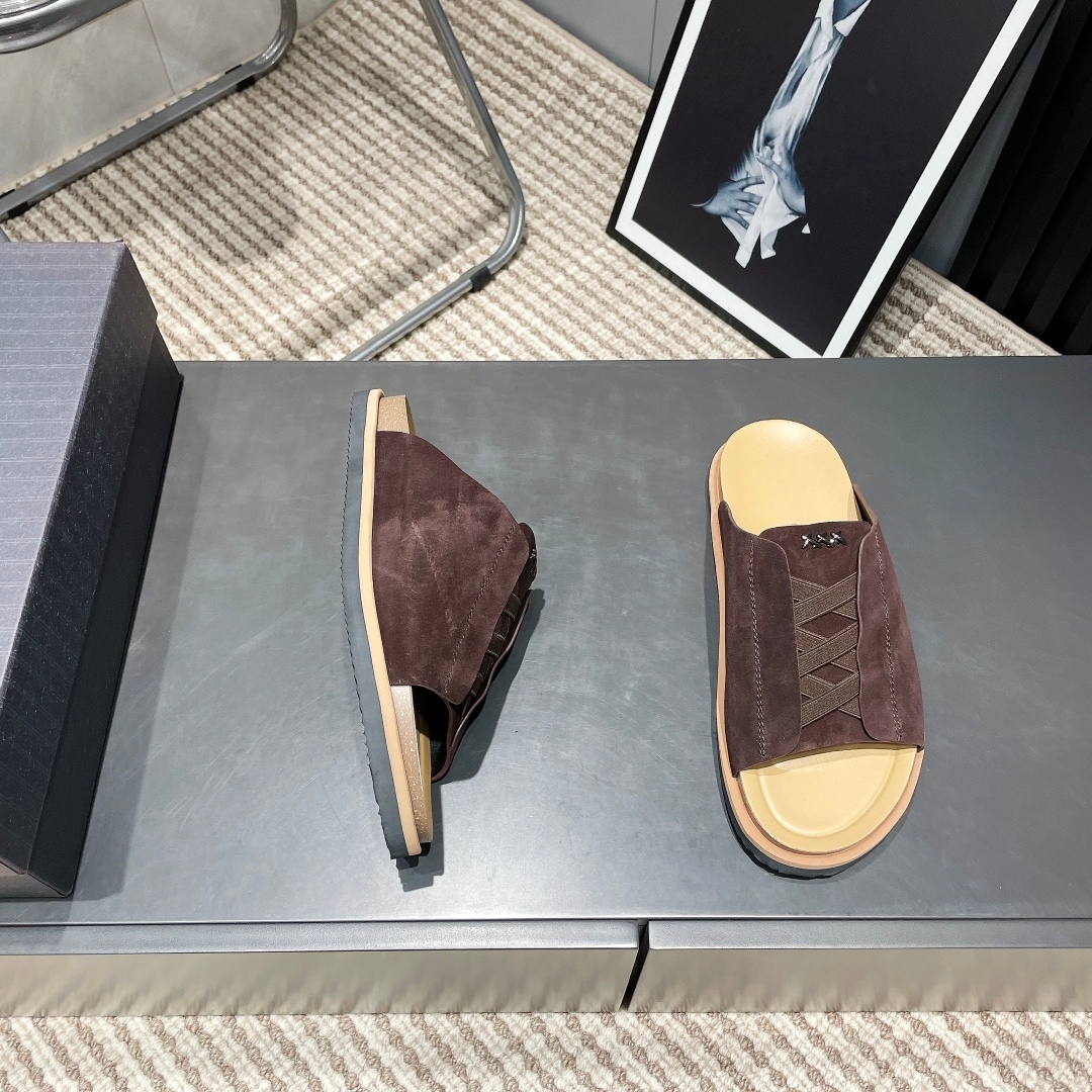Luxury Brand Leather Slippers  - Ethnic Fashion House บทวิจารณ์และราคา