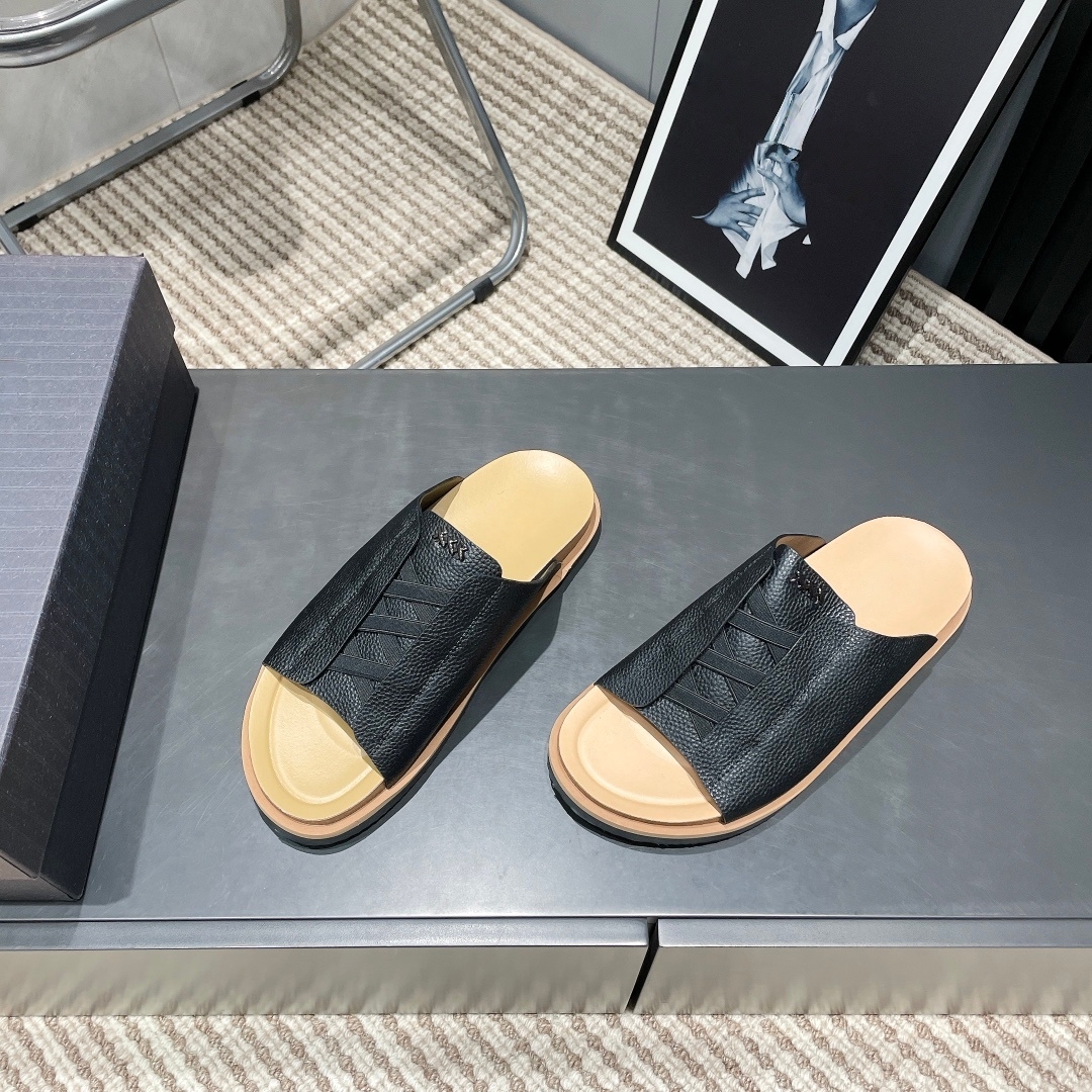 Luxury Brand Leather Slippers  - Ethnic Fashion House บทวิจารณ์และราคา