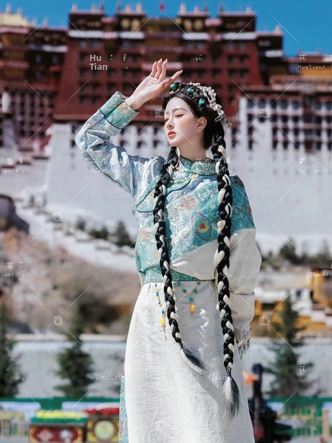Blue Tibetan Ethnic Noblewoman - Ethnic Clothing & Online Fashion Store Khaadi Pk บทวิจารณ์และราคา