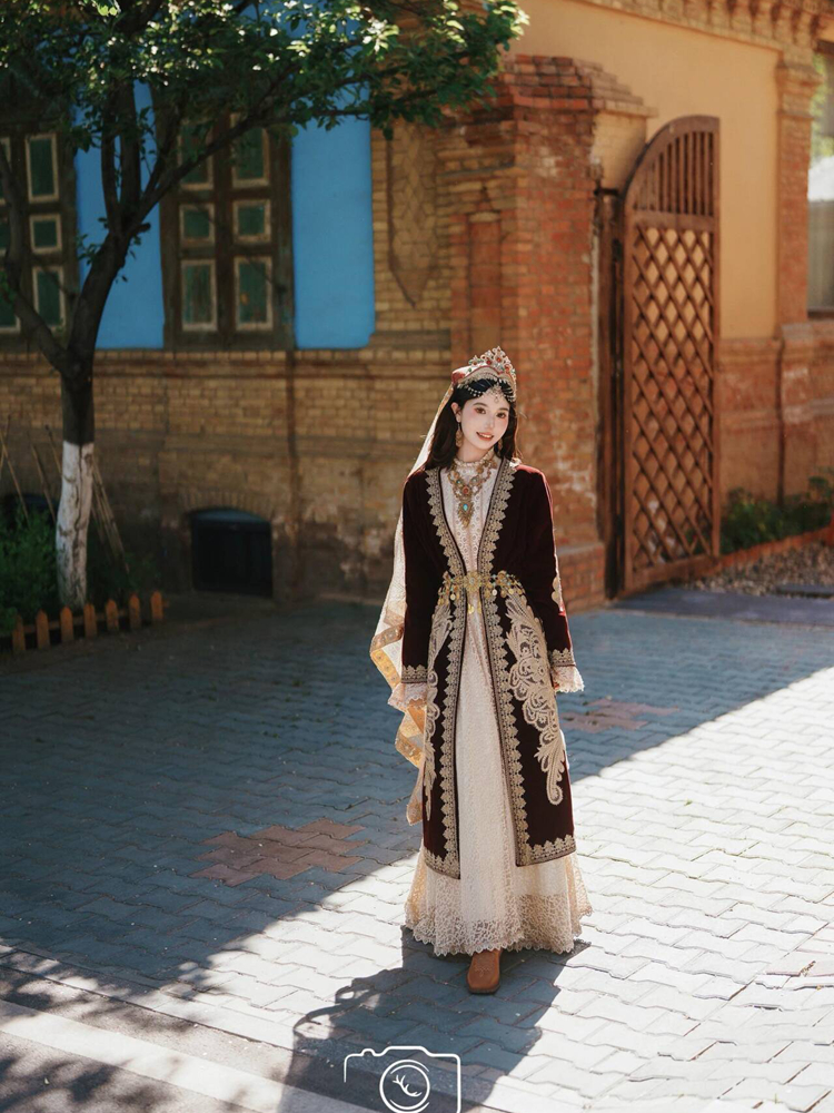 New Ethnic Minority Uygur Clot - Ethnic Clothing & Online Fashion Store Khaadi Pk บทวิจารณ์และราคา