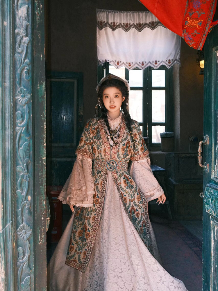 Princess Style Ethnic Minority - Ethnic Clothing & Online Fashion Store Khaadi Pk บทวิจารณ์และราคา