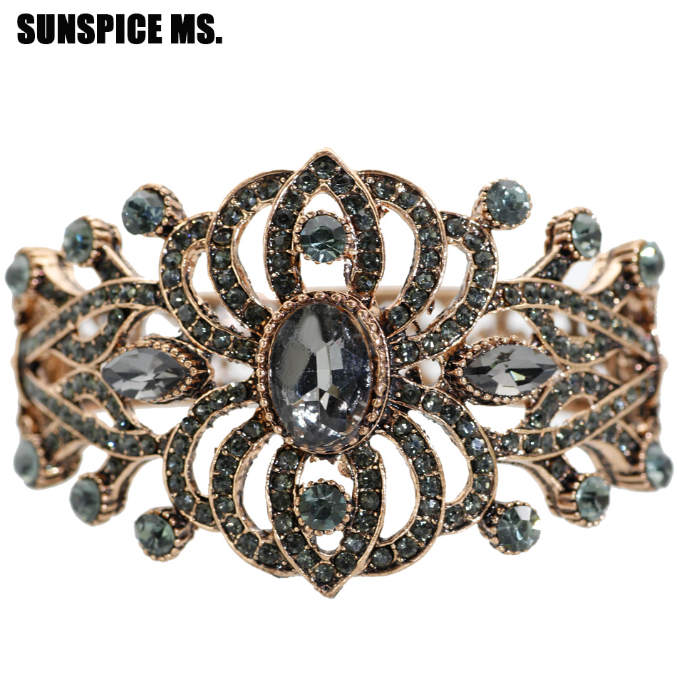 Bohemia Ethnic Vintage Bangle  - Ethnic Fashion Brands บทวิจารณ์และราคา